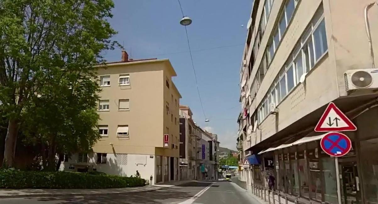 Periska Dalmatina Apartment Split Bagian luar foto