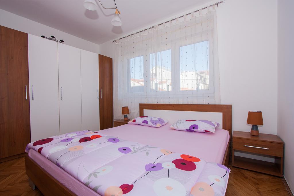 Periska Dalmatina Apartment Split Bagian luar foto